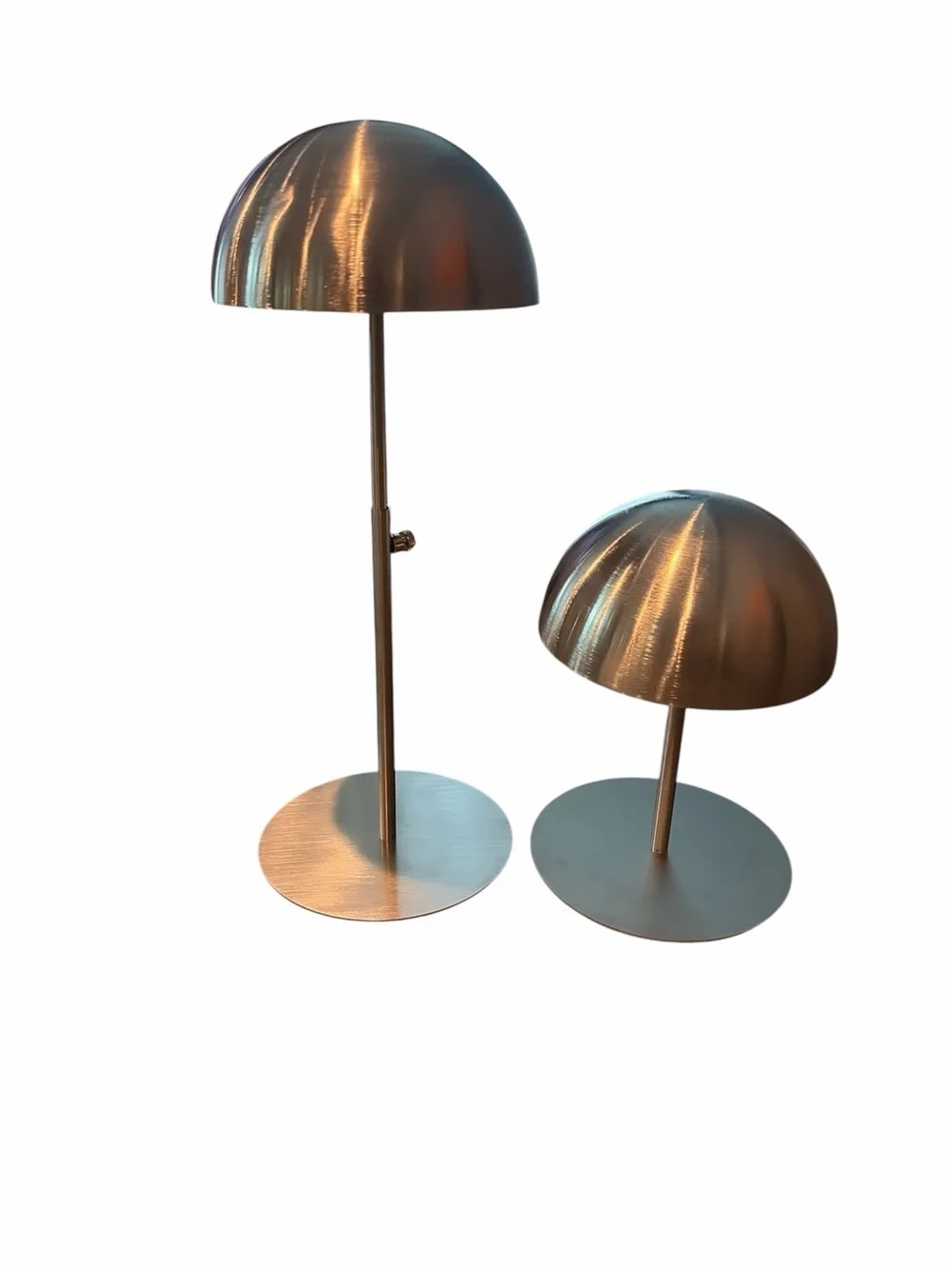 2 adjustable hat or wig stands